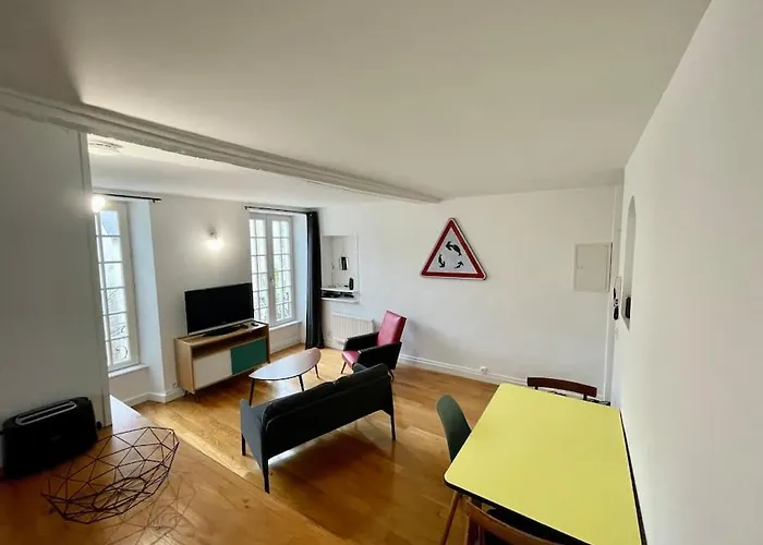 Le Saint Malo Отель *